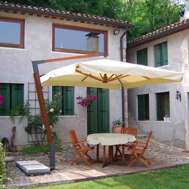 Ombrellone in legno a braccio telo quadrato Made in Italy Ecru